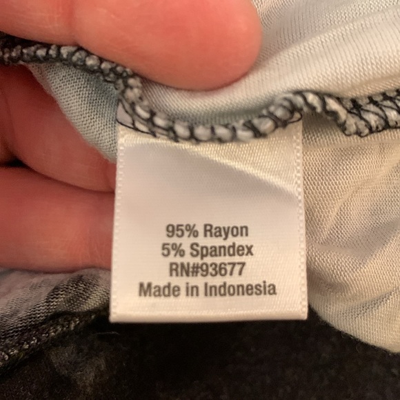 A.n.a brand  tye dye black and white maxi skirt. Semi sheer. - Picture 6 of 7